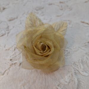 香檳金紗仿真玫瑰花胸針
